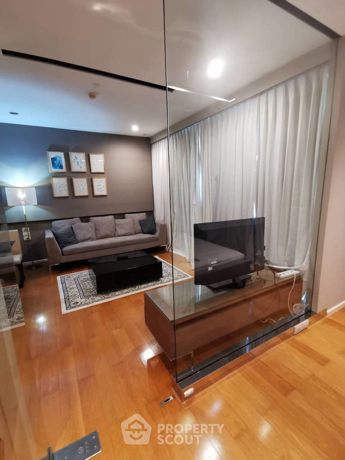 รูป คอนโด 1-ห้องนอน ที่ ริธึ่ม สาทร ใกล้ BTS สะพานตากสิน (ID 593182) - รูปที่ 7/10