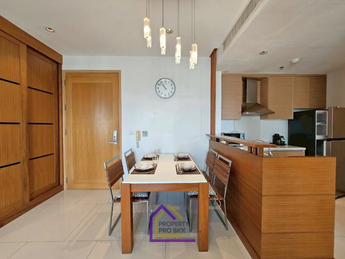 รูป  🌟🌟 ใช้ชีวิตสุดชิคใจกลางสุขุมวิท! ให้เช่าคอนโด 1 ห้องนอน ที่ The Emporio Place (สุขุมวิท 24) 🌆 - รูปที่ 10/17