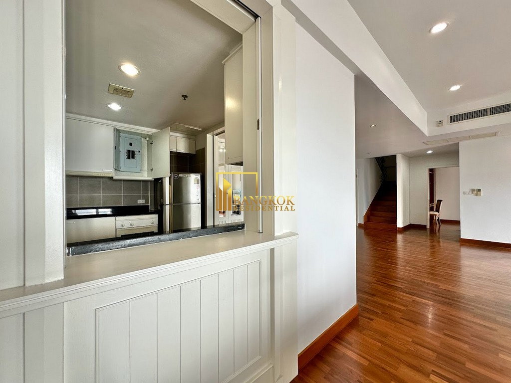รูป Nondzee Condominium | Spacious 3 Bed Duplex Condo in Sathorn - BR14605CD - รูปที่ 6/46