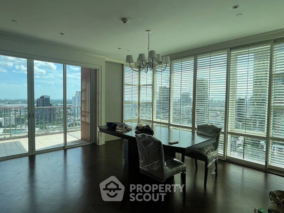 รูป คอนโด 3-ห้องนอน ที่ ฟูลเลอตัน สุขุมวิท ใกล้ BTS เอกมัย (ID 2744281) - รูปที่ 2/12