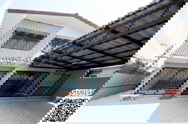 รูป เช่า บ้านเดี่ยว 2 ชั้น หลังมุม ซอยโชคชัย 4 แยก 76 ใกล้เซ็นทรัลอีสวิลล์  - รูปที่ 1/9