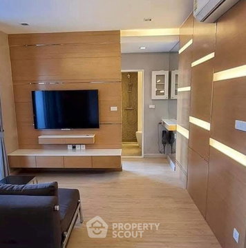 2-BR Condo at Ideo Mobi Sathorn near BTS Krung Thon Buri (ID 2744032)