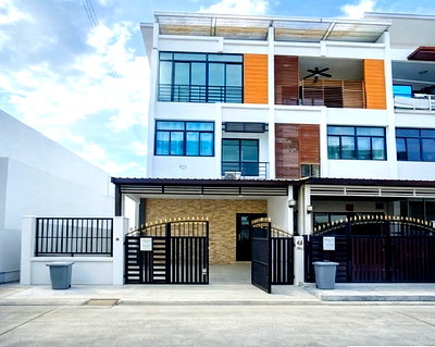 เช่าทาวน์โฮม เขตบางแค : สาทร ตลาดกัลปพฤกษ์ ให้เช่าทาวน์โฮม 3 ชั้น 3 นอน 3 น้ำ ใกล้เดอะมอลล์ บางแค 2.8 กม. 25 ตร.ว. 300 ตร.ม