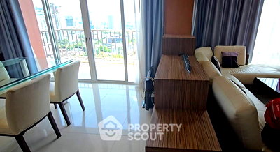 Condos for sale : 3-BR Condo at Fullerton Sukhumvit near BTS Ekkamai (ID 2744430)