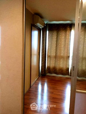 Condos for sale : Great Value 1-BR Condo At Lumpini Ville Naklua-Wong Amat, Near Chon Buri (ID 2137602)