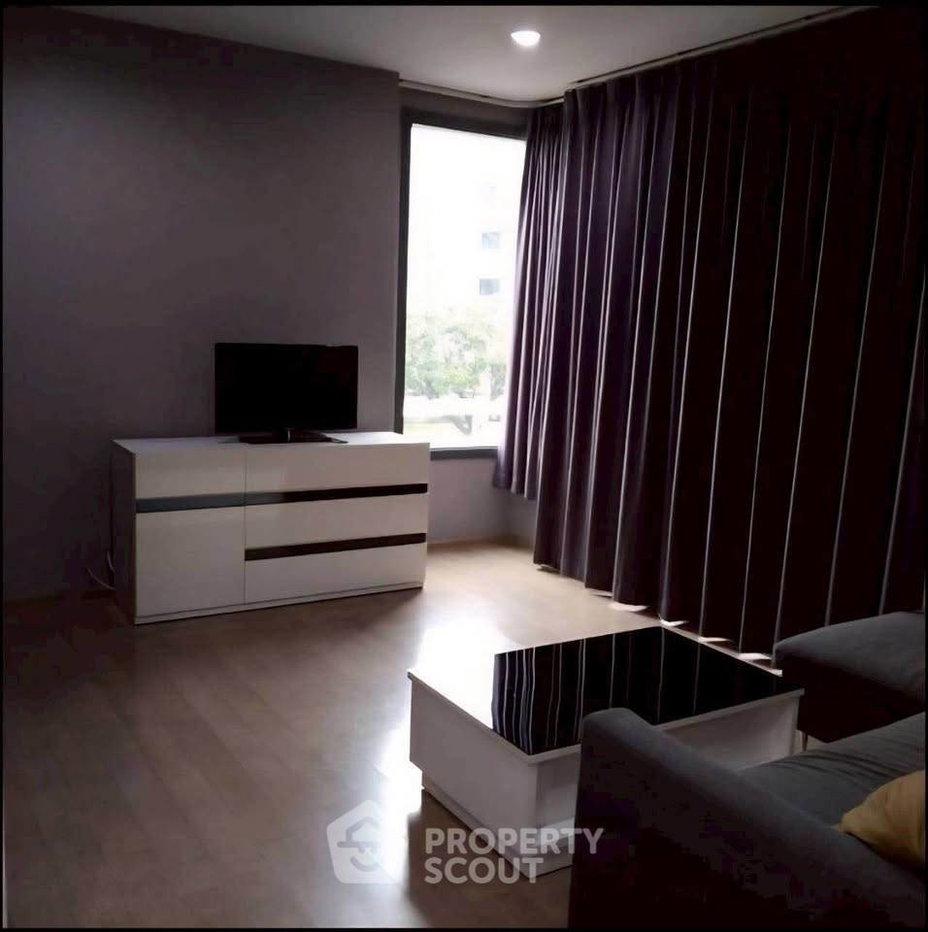 picture 2-BR Condo Pyne By Sansiri, 67 Sqm, 30m to BTS Ratchathewi (ID 2744937) - 2/5