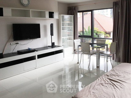 รูปภาพ คอนโด สตูดิโอ ที่ โนเบิล รีเฟลกซ์ ใกล้ BTS อารีย์ (ID 2744643)