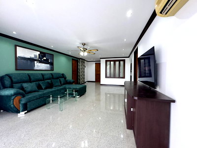 คอนโด ศรีราชา ชลบุรี : 2 Bed Condo for Sale at Royal Hill Resort in Thappraya Pattaya