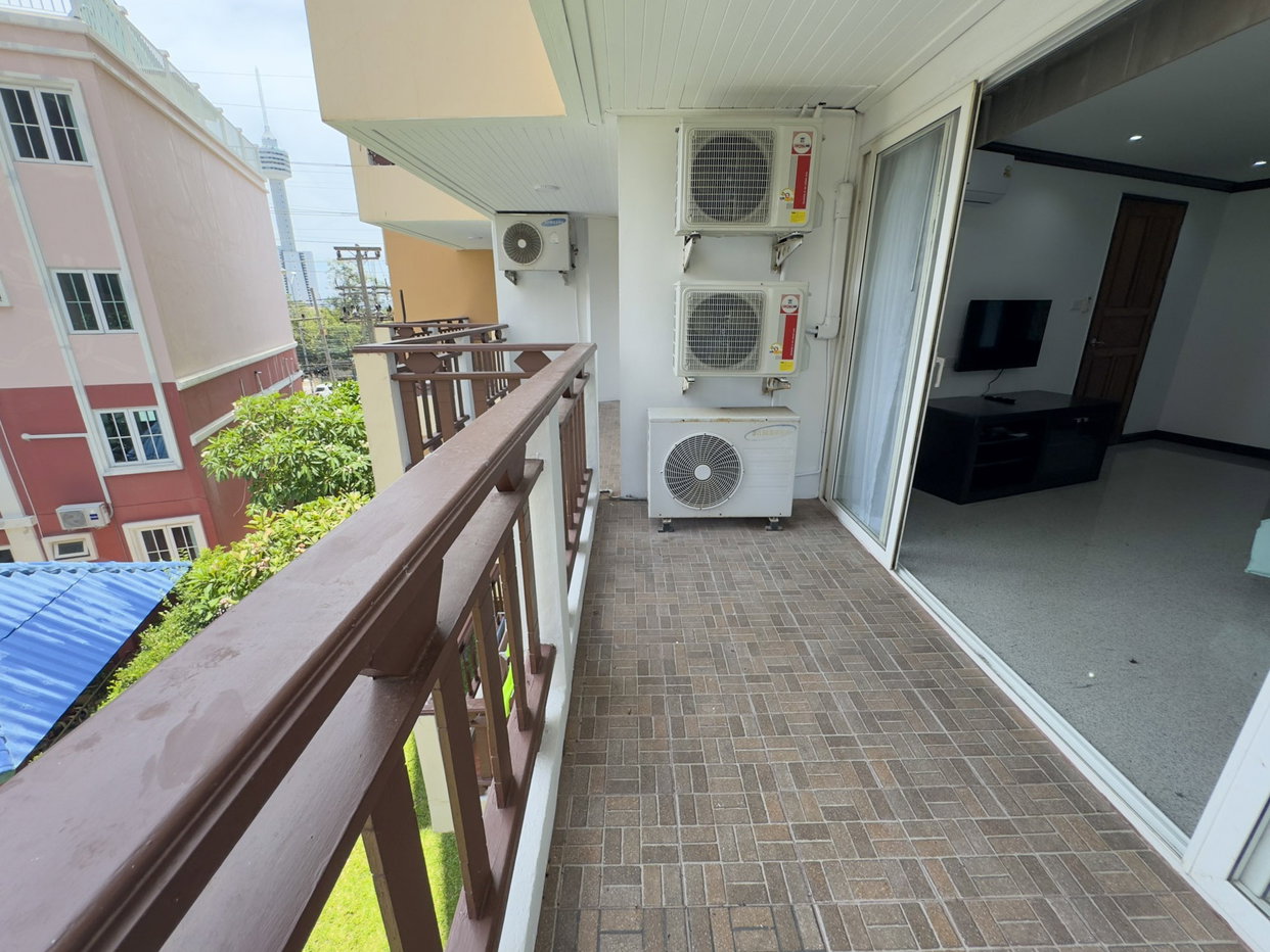 รูป 2 Bed Condo for Sale at Royal Hill Resort in Thappraya Pattaya - รูปที่ 17/20