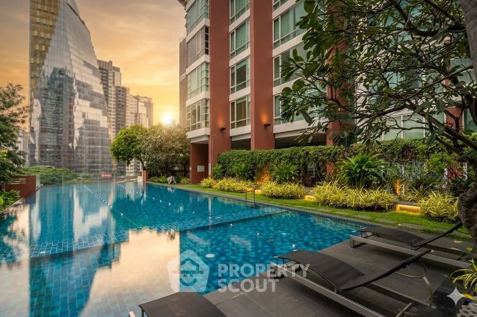 รูป คอนโด 2-ห้องนอน ที่ ฟูลเลอตัน สุขุมวิท ใกล้ BTS เอกมัย (ID 2738103) - รูปที่ 1/6