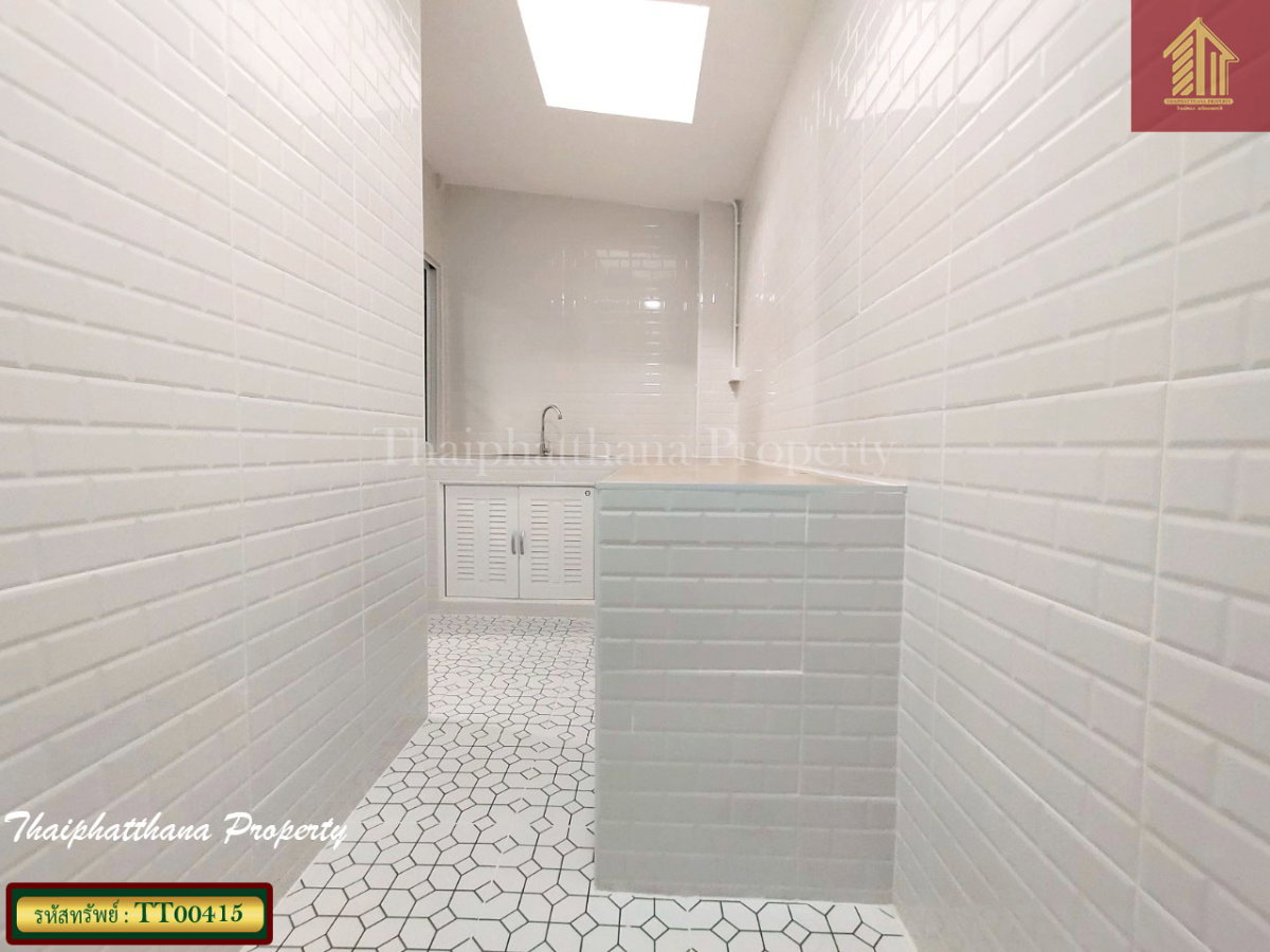 รูป ขายทาวน์เฮ้าส์ กิตตินคร ซอยมังกร ถนนเทพารักษ์ รีโนเวทใหม่ สวยพร้อมอยู่ - รูปที่ 13/15