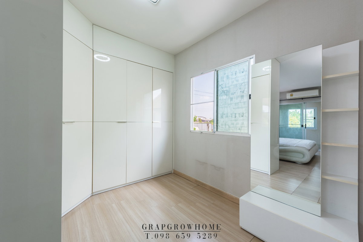 รูป ให้เช่าบ้านเดี่ยว หลังมุม พร้อมอยู่ ใกล้สนามบินสุวรรณภูมิ เพียง 10 นาที ใกล้ Gemopolis พฤกษาปูริ แสนแก้ว กิ่งแก้ว 37 เดินทางสะดวก - รูปที่ 30/46