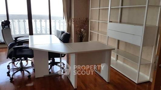 รูป คอนโด 3-ห้องนอน ที่ ณุศา สเตท ทาวเวอร์ คอนโดมิเนียม ใกล้ BTS สะพานตากสิน (ID 676384) - รูปที่ 6/9