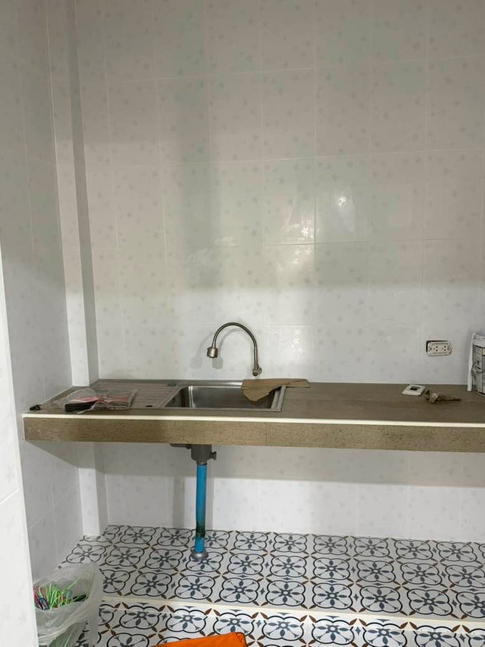 รูป ขาย ทาวเฮ้าท์  2 ชั้น รีโนเวทใหม่ทั้งหลัง  ขนาดพื้นที่ 18 ตรว.  หมู่บ้าน ปาริชาต ถนน 345 บางคูวัด จ.ปทุมธานี  ราคา 1.69 ล้าน บาท โทร.081-9106368 - รูปที่ 5/14