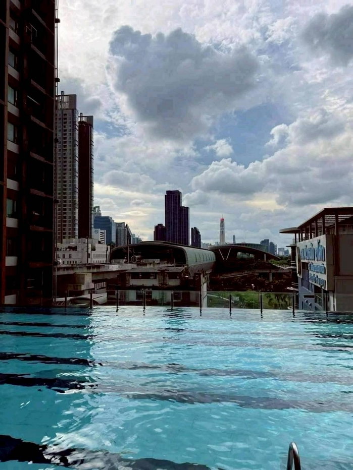 รูป ไลฟ์ อโศก [ Life Asoke ]

✅ว่างพร้อมอยู่
สถานที่ใกล้เคียง: MRT เพชรบุรี, Airport Link มักกะสัน
Room Type: 29 ตร.ม. 
1 ห้องนอน / 1 ห้องน้ำ
1 ที่จอดรถ - รูปที่ 8/8