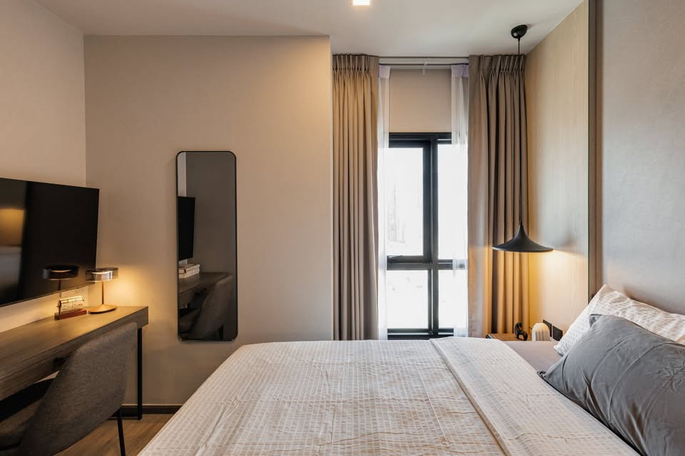 รูป ให้เช่าคอนโด Metris District Ladprao (Pet Friendly) 2 bed ตกแต่งครบพร้อมเข้าอยู่ ใกล้สถานี interchange MRT พหลโยธิน และ BTS ลาดพร้าว -RW007783 - รูปที่ 2/18