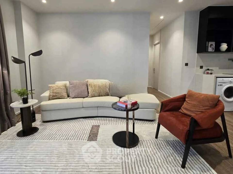 รูป คอนโด 2-ห้องนอน ที่ มิวนิค หลังสวน ใกล้ BTS ราชดำริ (ID 2744884) - รูปที่ 2/3