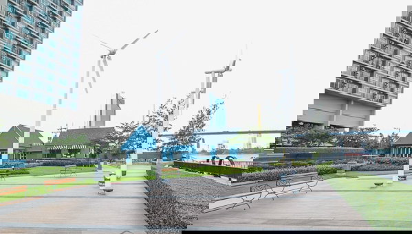 picture Chapter One Modern Dutch 8,500 /month - 10/10