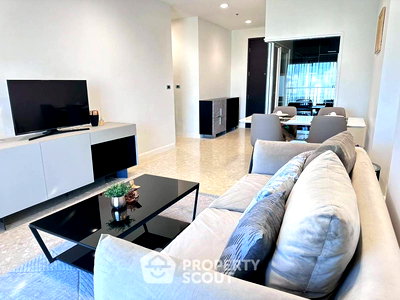 Condos for rent Ekamai International School : 2-BR Condo at The Crest Sukhumvit 34 near BTS Thong Lor (ID 2746241)