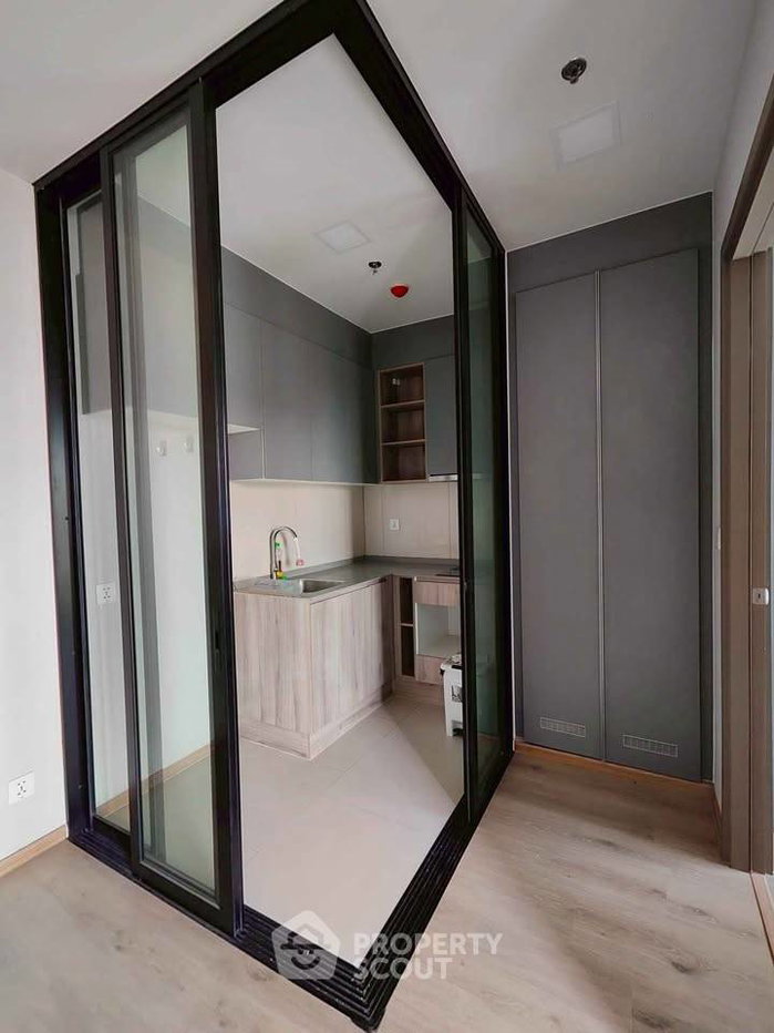 รูป คอนโด 1-ห้องนอน ที่ เดอะ ไพรเวซี เตาปูน อินเตอร์เชนจ์ ใกล้ MRT เตาปูน (ID 2741581) - รูปที่ 2/18
