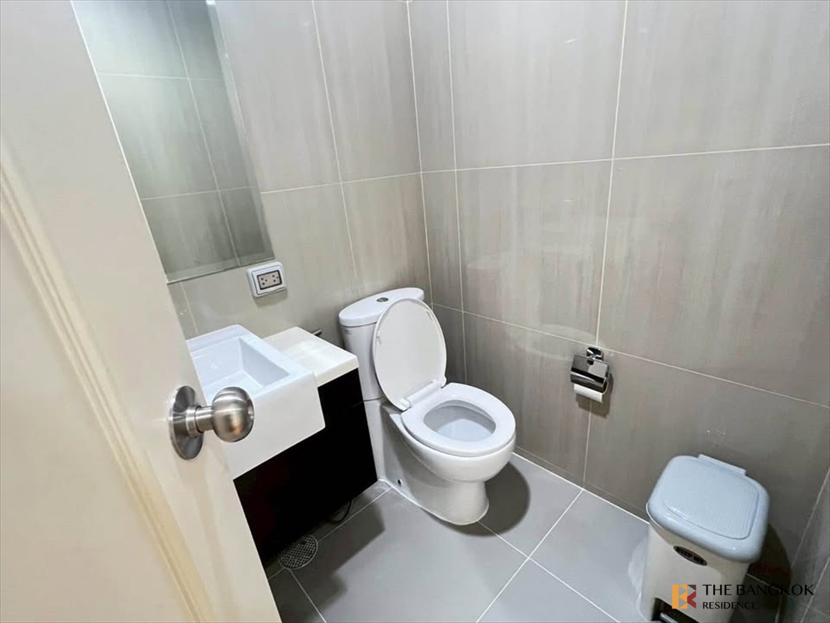 รูป  Condo for rent ⚡️ Villa Asoke ใกล้ MRT เพชรบุรี 1 นอน 48 sqm. 26k ห้องสวยมาก 💙  - รูปที่ 8/8
