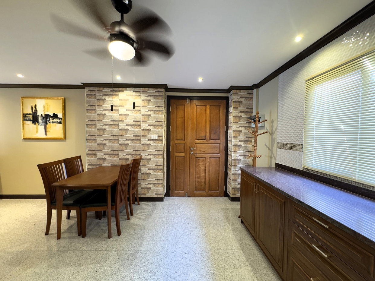 รูป 2 Bed Condo for Sale at Royal Hill Resort in Thappraya Pattaya - รูปที่ 5/18