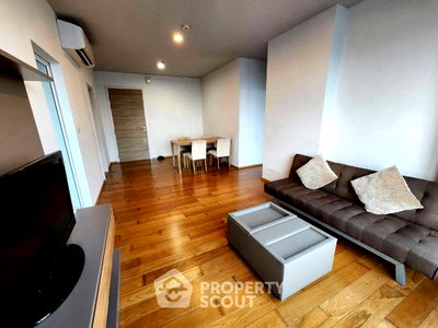 คอนโดให้เช่า : คอนโด 2-ห้องนอน ที่ ไฮฟ์ ตากสิน ใกล้ BTS วงเวียนใหญ่ (ID 2746389)