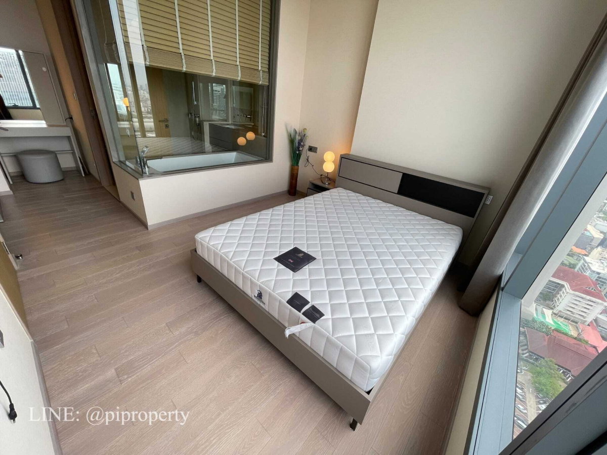 รูป ให้เช่าห้องชุด 1 ห้องนอน ตกแต่งครบครัน ที่ Esse Asoke ชั้นสูง หันหน้าไปทางทิศเหนือ อากาศเย็นสบาย ทำเลดีเยี่ยมในย่านอโศก ใกล้รถไฟฟ้า BTS และ MRT - รูปที่ 7/31