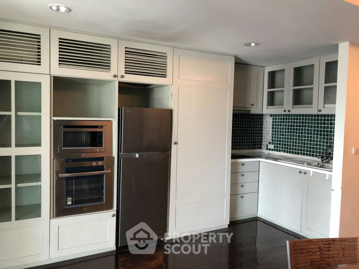 รูป คอนโด 1-ห้องนอน ที่ เออร์บานา หลังสวน คอนโดมิเนียม ใกล้ BTS ราชดำริ (ID 2742147) - รูปที่ 5/12