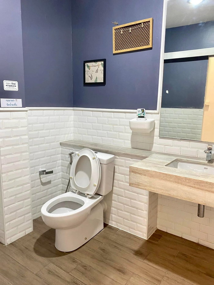 รูป ให้เช่า อาคารพาณิชย์ 2 คูหา 3 ชั้นครึ่ง พร้อมชั้นลอย ตกแต่งภายในเรียบร้อย พร้อมเปิดกิจการทันที เหมาะสำหรับ คลินิก สปา สำนักงาน ทำเลดี ตรงCBP -RW007788 - รูปที่ 9/25