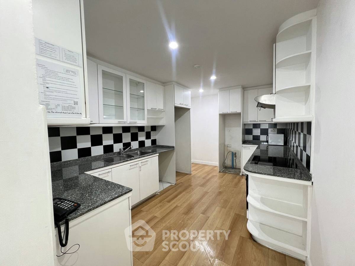 รูป คอนโด 3-ห้องนอน ที่ บ้านยสวดี ใกล้ BTS อารีย์ (ID 2744252) - รูปที่ 2/13