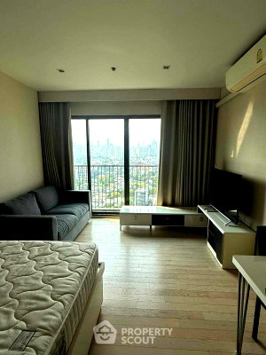Condos for rent : 19th-Floor 1-BR 35 Sqm Condo At Noble Solo, Thong Lo (ID 2590427)