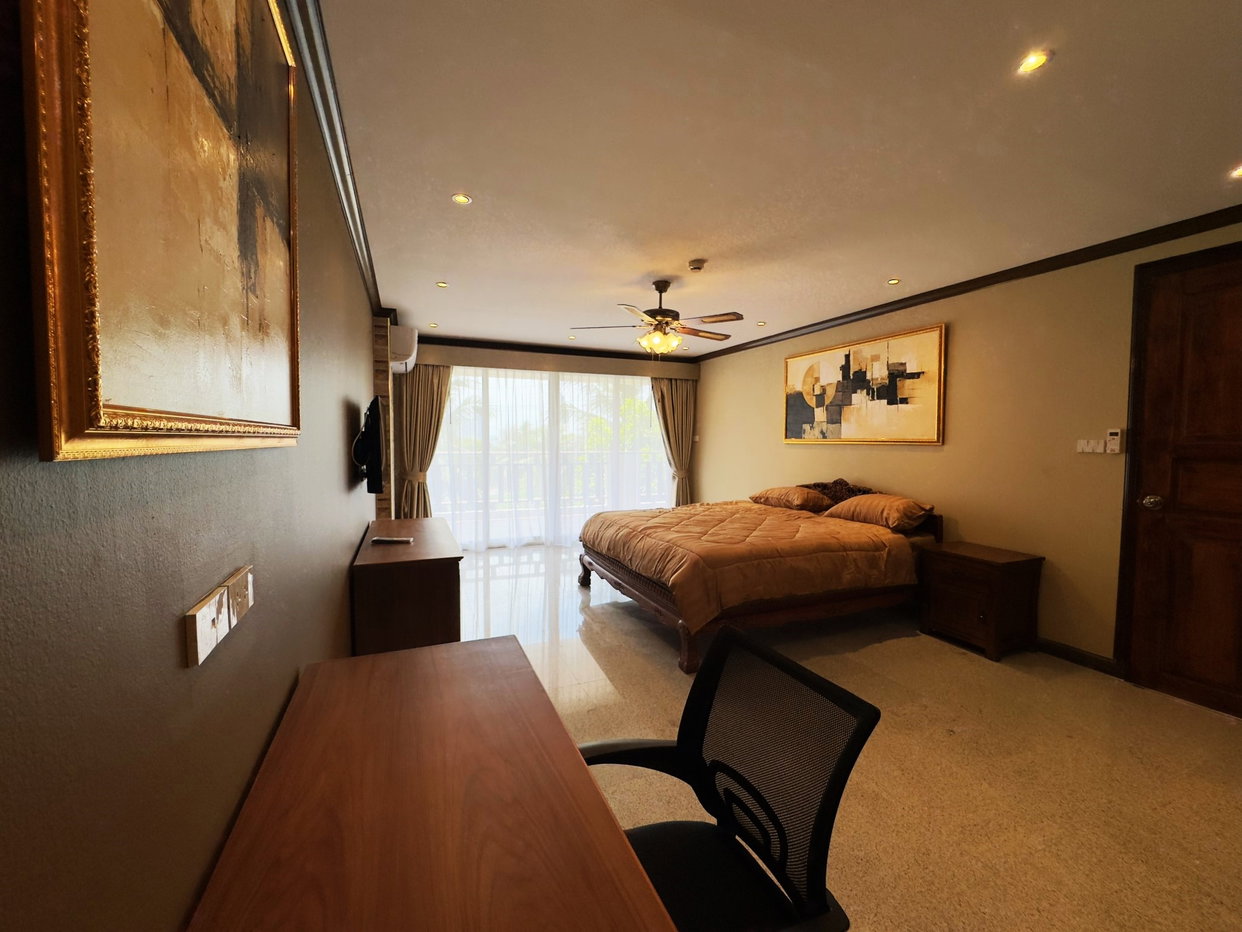 รูป 2 Bed Condo for Rent at Royal Hill Resort in Thappraya Pattaya - รูปที่ 8/18