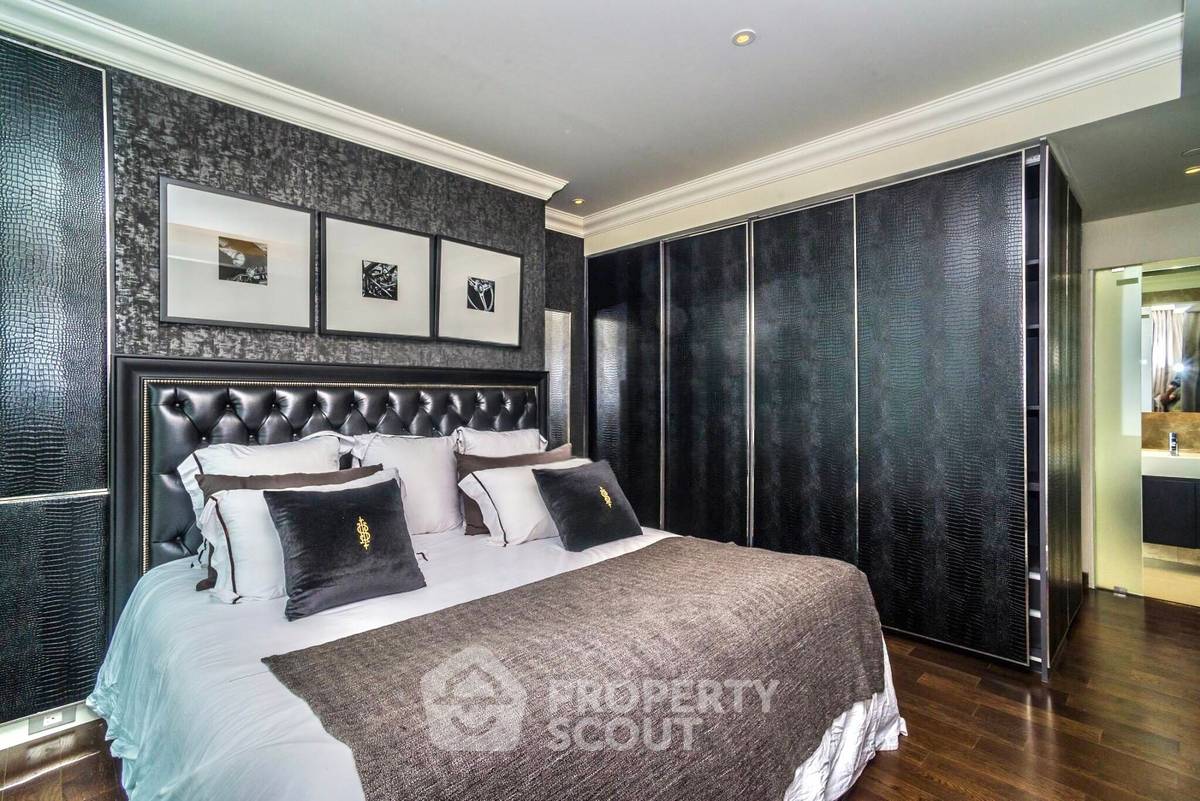 รูป คอนโด 3-ห้องนอน ที่ เดอะ ลุมพินี 24 ใกล้ BTS พร้อมพงษ์ (ID 2735783) - รูปที่ 1/9