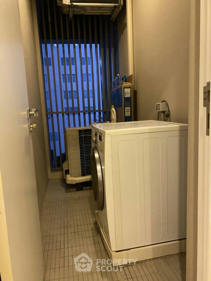 รูป คอนโด 1-ห้องนอน ที่ เดอะ รูม สุขุมวิท 21 ใกล้ MRT สุขุมวิท (ID 2742924) - รูปที่ 7/18