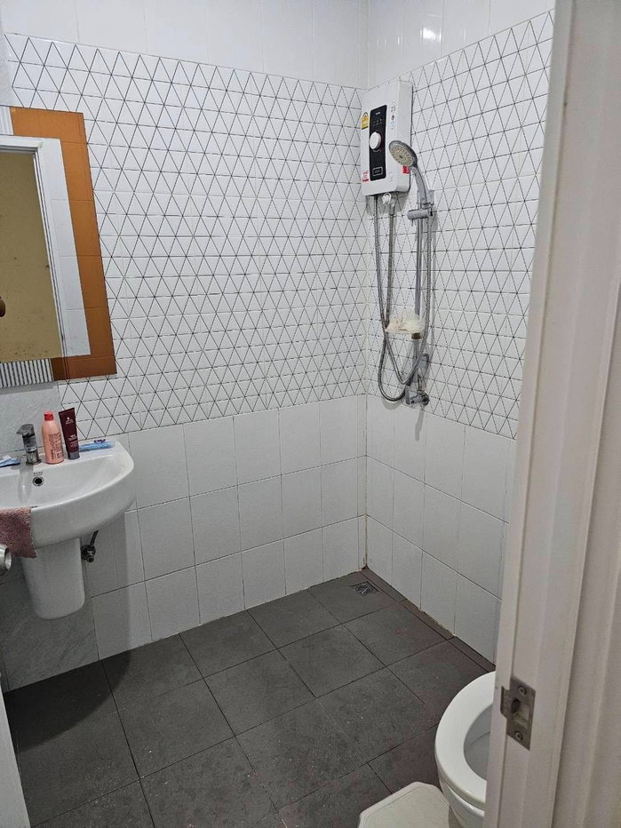 รูป S1095 🏠 ขายทาวน์โฮม หมู่บ้าน Golden Town Chiang Rai หลัง Big C 2 แยกสนามบิน พร้อมอยู่ เพียง 2.6 M เท่านั้น - รูปที่ 14/18