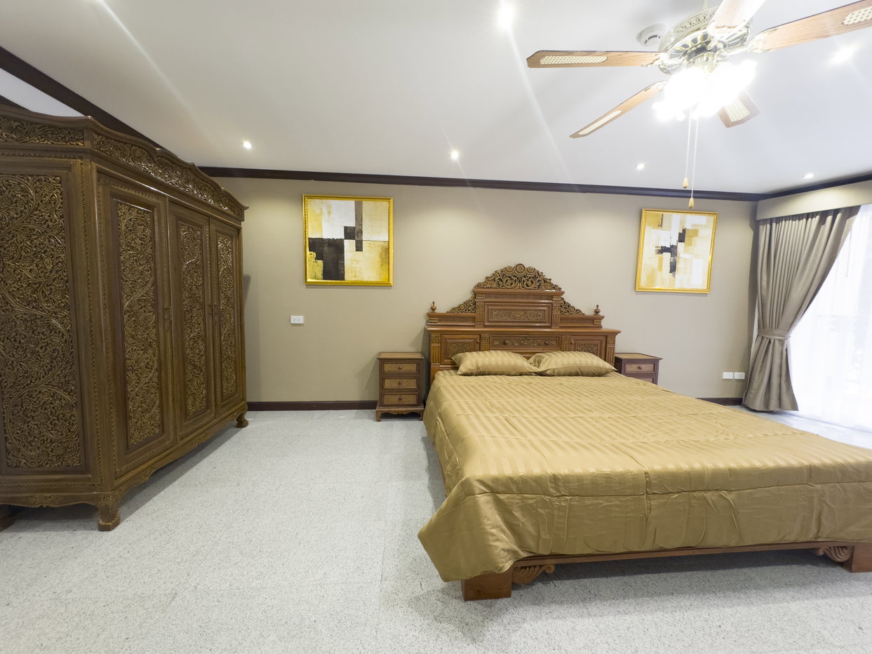 รูป 2 Bed Condo for Rent at Royal Hill Resort in Thappraya Pattaya - รูปที่ 10/23