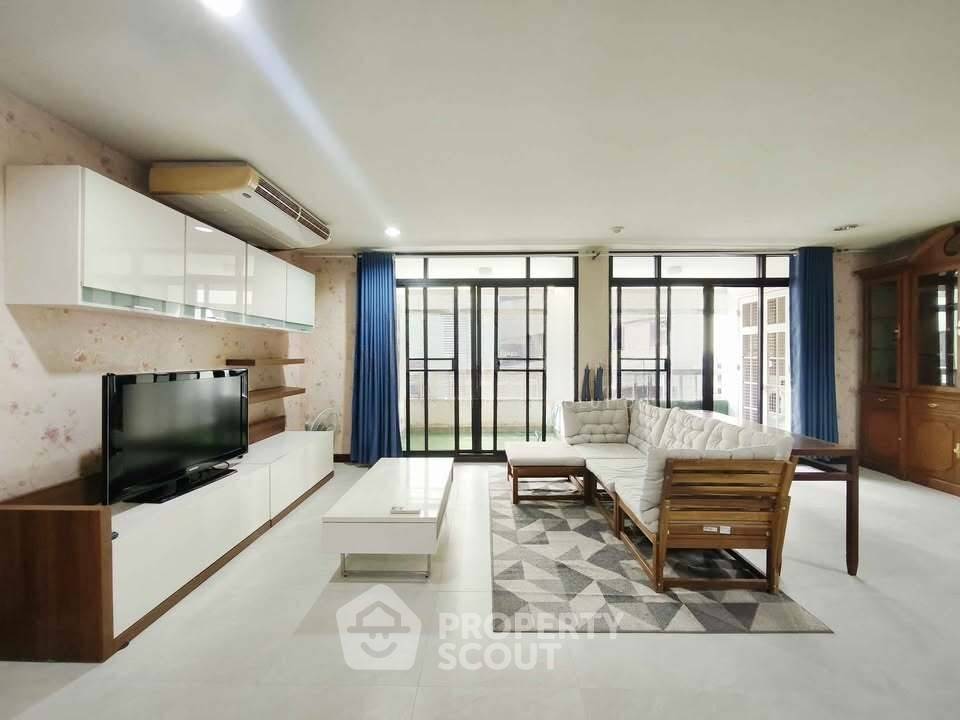 รูป คอนโด 3-ห้องนอน ที่ บ้านจันทร์ คอนโดมิเนียม ใกล้ ทองหล่อ (ID 2744548) - รูปที่ 1/14