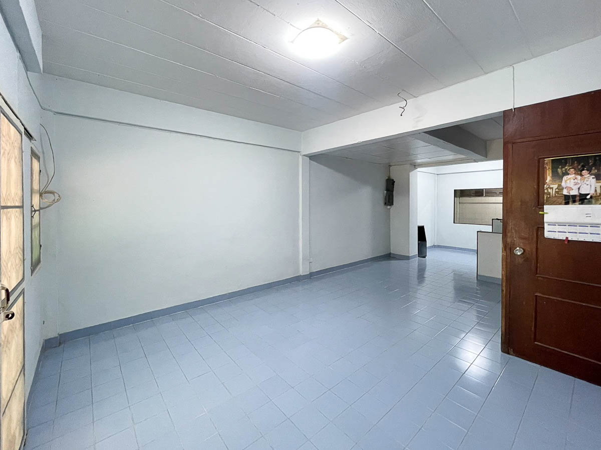 รูป ขาย บ้าน Flowery Home ปากเกร็ด บ้านทาวน์เฮาส์ 2 ชั้น แบบ 2 ห้องนอน 17 ตรว 110 ตรม สภาพดี ใกล้ ติวานนท์ ศรีสมาน ดอนเมือง อิมแพ็ค เมืองทอง : EL26S-002 - รูปที่ 5/16