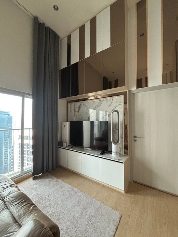 รูป 🏢 ให้เช่าคอนโด : Noble Revolve Ratchada (โนเบิล รีวอลฟ์ รัชดา) รหัสทรัพย์ | 📌LNP-C12522 - รูปที่ 2/8