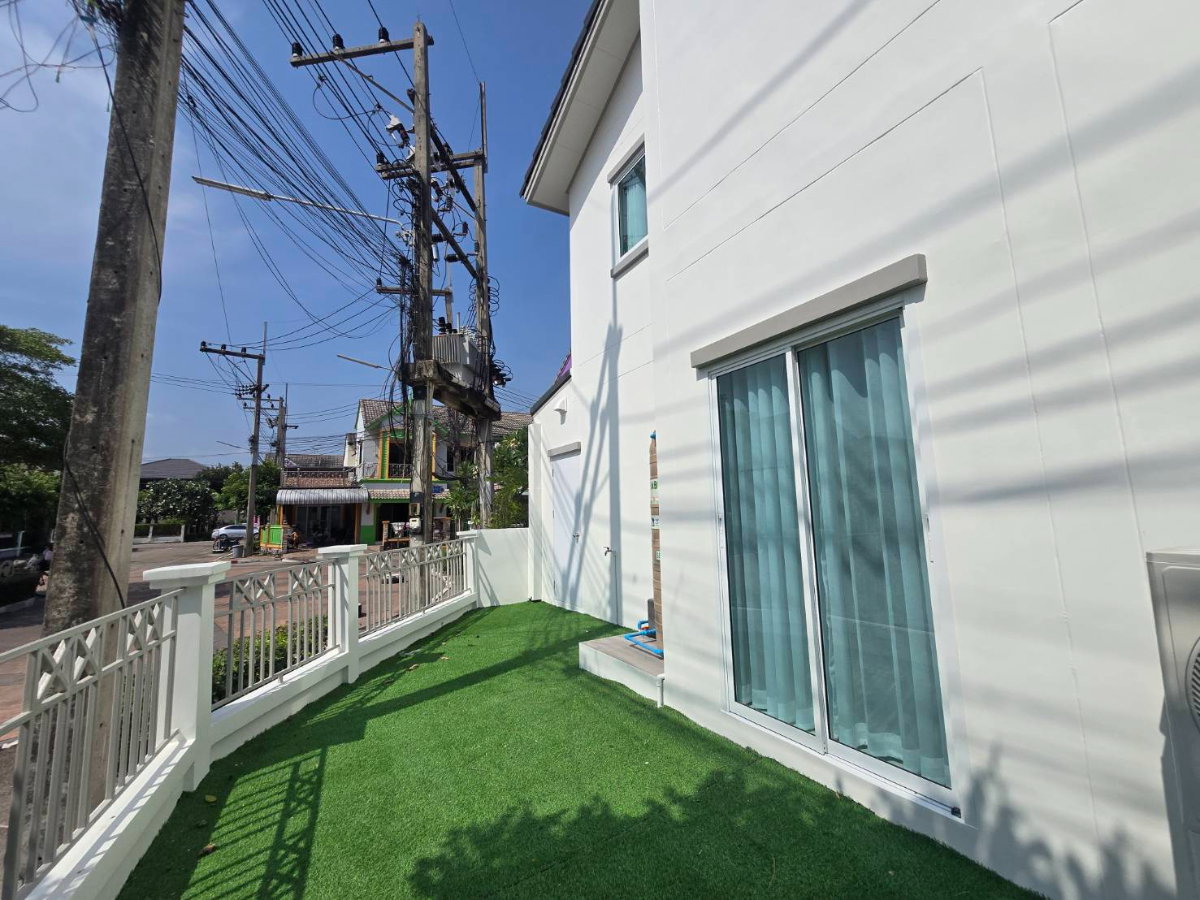 รูป ทาวน์เฮ้าส์หลังมุม ทำเลดีเยี่ยม รีโนเวทใหม่ สวยพร้อมอยู่ หมู่บ้านฟ้าปิยรมย์ เฟส1 เรือนหลวง ลำลูกกาคลอง6 บึงคำพร้อย ปทุมธานี ของแถมเยอะ - รูปที่ 9/45