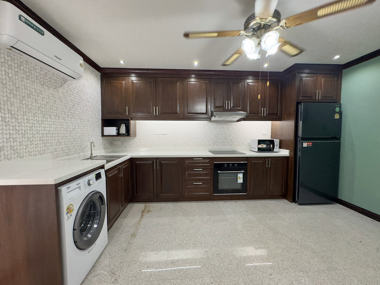 รูป 2 Bed Condo for Rent at Royal Hill Resort in Thappraya Pattaya - รูปที่ 12/20