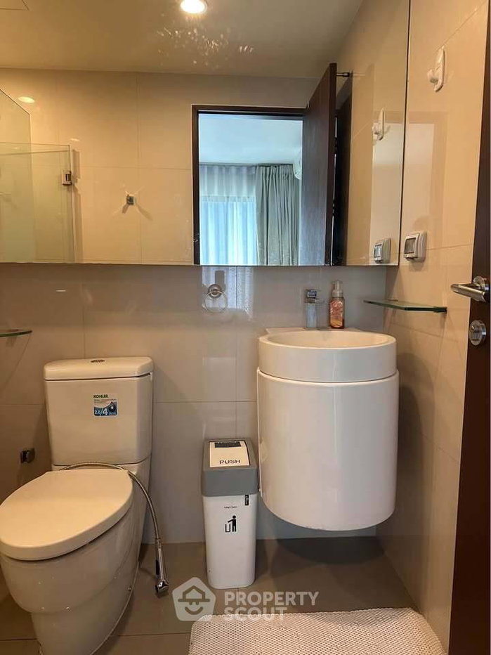 รูป คอนโด 1-ห้องนอน ที่ ริทึ่ม อโศก ใกล้ MRT พระราม 9 (ID 2743476) - รูปที่ 8/10