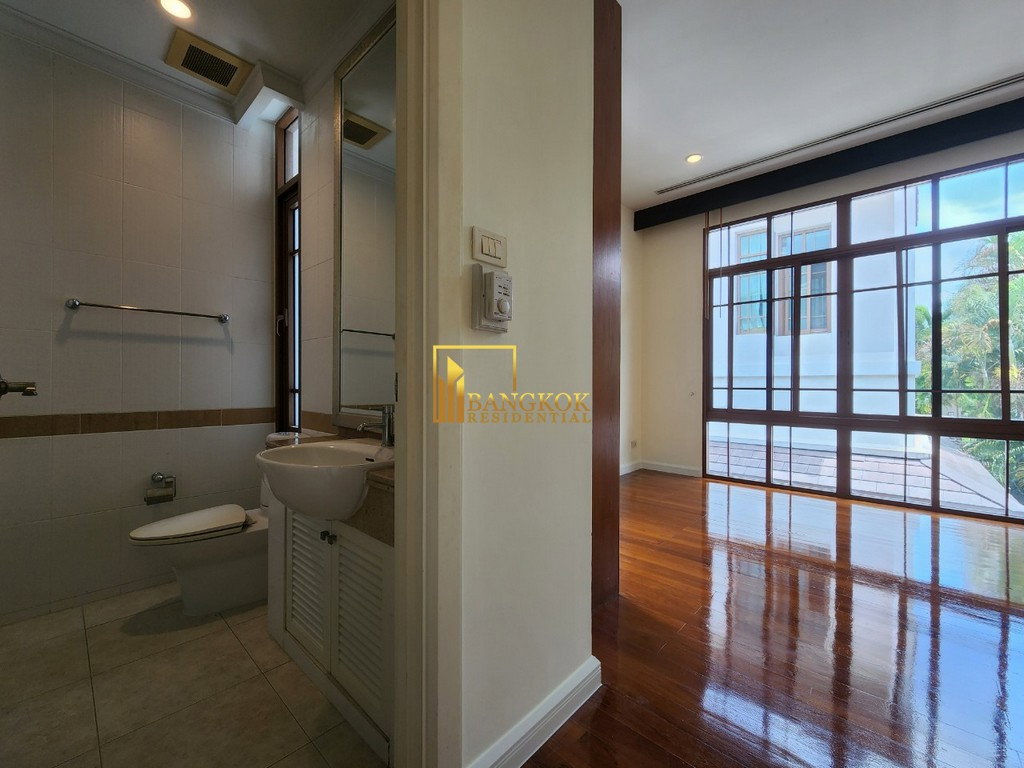 รูป Baan Sansiri 67 | Luxurious 4 Bedroom House in Phra Khanong - BR27822SH - รูปที่ 23/46