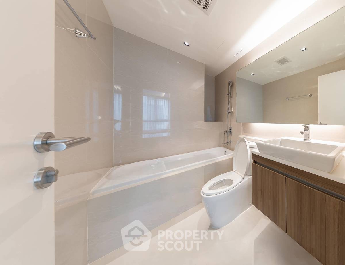 รูป คอนโด 1-ห้องนอน ที่ วีธารา สุขุมวิท 36 ใกล้ BTS ทองหล่อ (ID 2742917) - รูปที่ 10/10