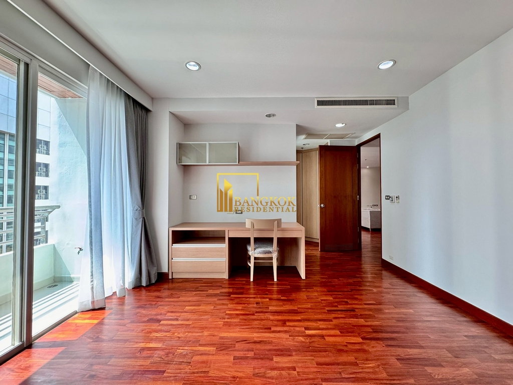 รูป Bright & Airy 4 Bedroom Luxury Apartment in Phrom Phong - BR21229AP - รูปที่ 27/55