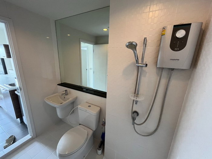 รูป 💎💎ปล่อยเช่าห้องพร้อมอยู่!! The Tree Interchange 1Bed 36 ตรม.ตึก A ชั้น 17 แต่งครบ+ซักผ้า สนใจติดต่อ  Line: @atfirm💎💎 - รูปที่ 11/13