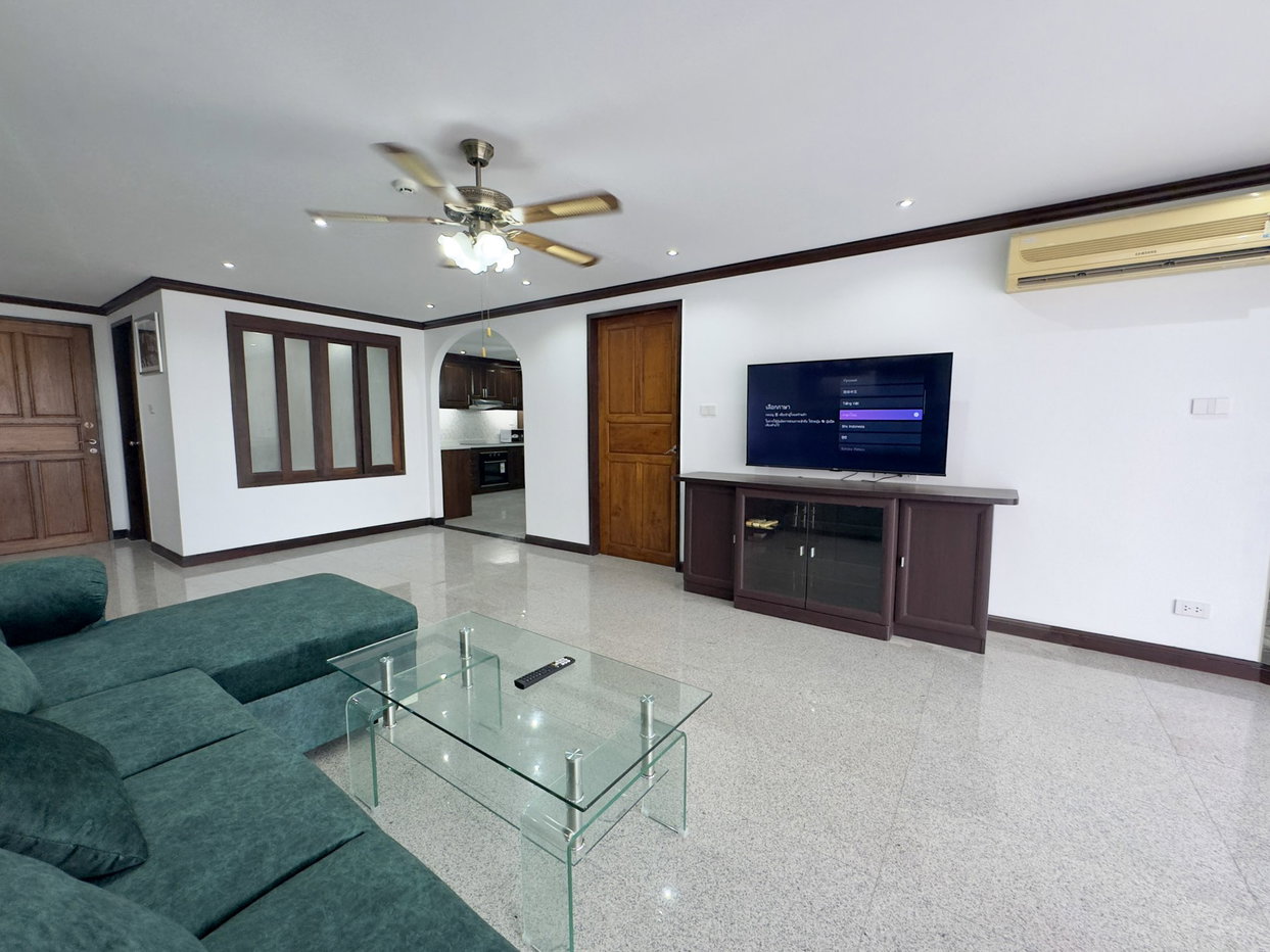 รูป 2 Bed Condo for Sale at Royal Hill Resort in Thappraya Pattaya - รูปที่ 2/20