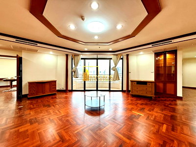 Condos for rent : Ruamsuk Condominium | Renovated 3 Bedroom For Rent - BR60838CD