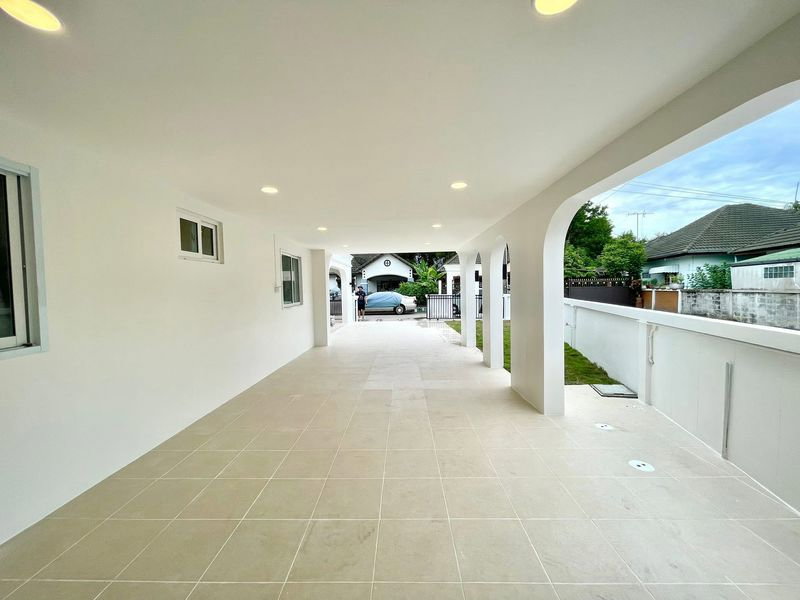 รูป (ประดิษฐ์ ไพศาล3)🏡 เปิดจองบ้านรีโนเวทใหม่ทั้งหลัง ทำเลติดทางออกมอเตอร์เวย์สาย7 ใกล้นิคมปิ่นทอง1 นิคมเครือสหพัฒน์ - รูปที่ 8/20